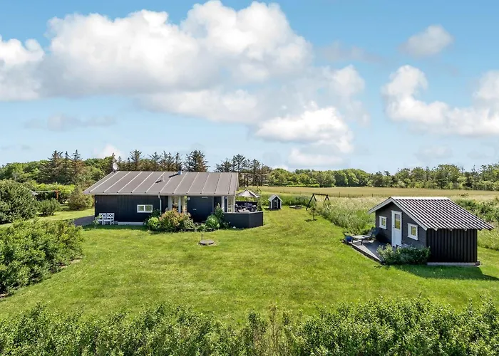 Gudmunda - 200m To The Fjord By Interhome *